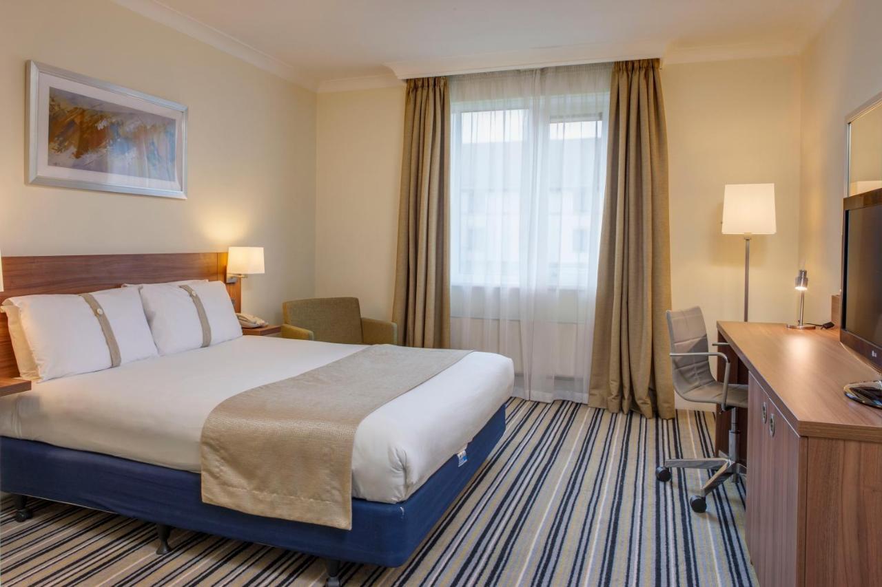 Holiday Inn Colchester By Ihg Zewnętrze zdjęcie