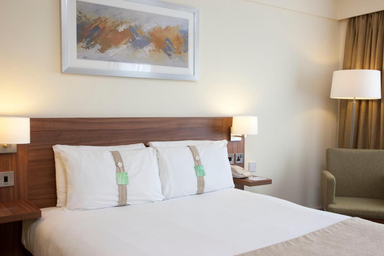 Holiday Inn Colchester By Ihg Zewnętrze zdjęcie